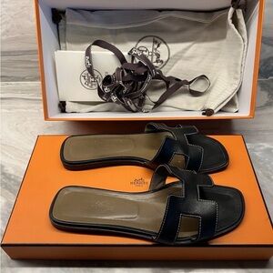 Black HERMES Sandals
